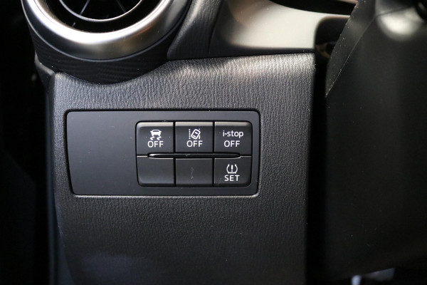 Mazda 2 1.5 Skyactiv-G Luxury | CARPLAY | NAVI | HEADUP | NAP | NL AUTO |