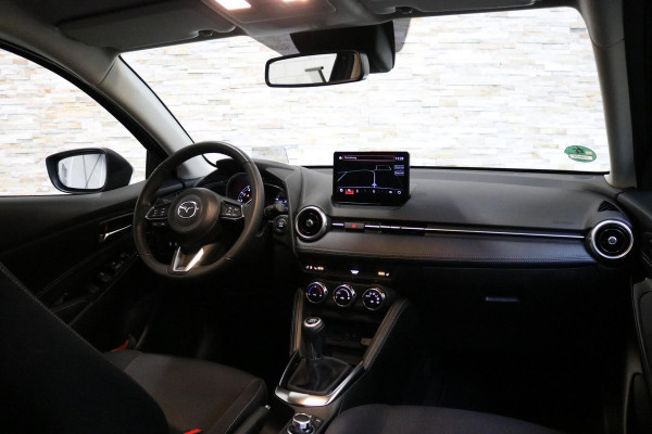 Mazda 2 1.5 Skyactiv-G Luxury | CARPLAY | NAVI | HEADUP | NAP | NL AUTO |