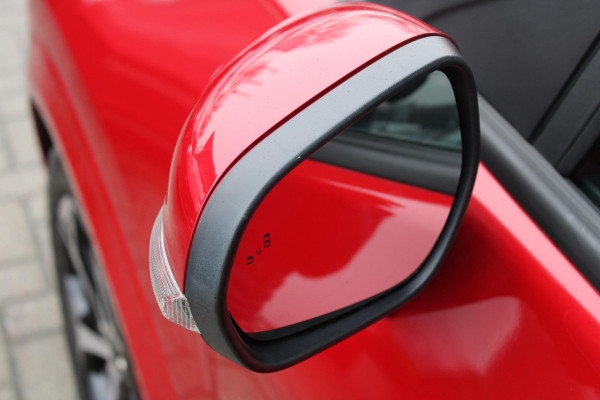 Ford Puma 1.0 EcoBoost Hybrid ST-Line X 155pk | Panorama Dak | Driver Assistance Pack | Winterpack | Trekhaak afneembaar | All Weather banden | Reservewiel