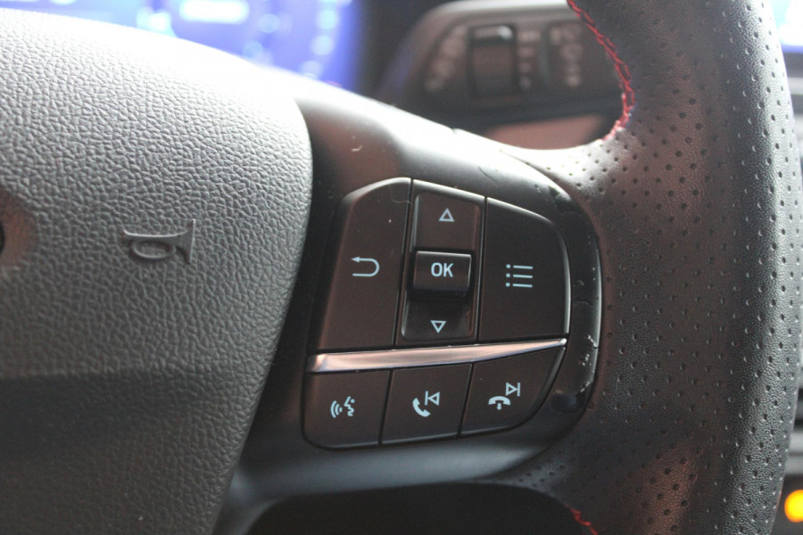 Ford FOCUS Wagon 1.0 EcoBoost Hybrid ST Line X Business 155pk! | Winter Pack | 18 inch lichtmetalen velgen