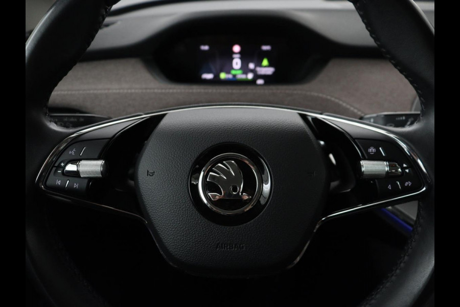 Škoda ENYAQ iV 60 | 68.900km NAP | Sfeerverlichting | Carplay | Half leder | Navigatie | Full LED | Chroom Pack | Climate control | Parkeerhulp | Cruise control