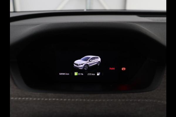 Škoda ENYAQ iV 60 | 68.900km NAP | Sfeerverlichting | Carplay | Half leder | Navigatie | Full LED | Chroom Pack | Climate control | Parkeerhulp | Cruise control