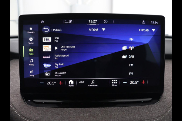 Škoda ENYAQ iV 60 | 68.900km NAP | Sfeerverlichting | Carplay | Half leder | Navigatie | Full LED | Chroom Pack | Climate control | Parkeerhulp | Cruise control