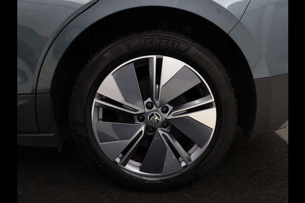 Škoda ENYAQ iV 60 | 68.900km NAP | Sfeerverlichting | Carplay | Half leder | Navigatie | Full LED | Chroom Pack | Climate control | Parkeerhulp | Cruise control