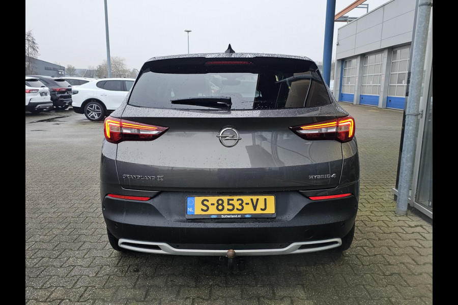 Opel Grandland X 1.6 Turbo Hybrid4 Ultimate Plug in hybrid | Stoelverwarming | Elektrisch bedienbare achterklep | Achteruitrijcamera | Half leder | LED verlichting | Trekhaak | PDC v+a
