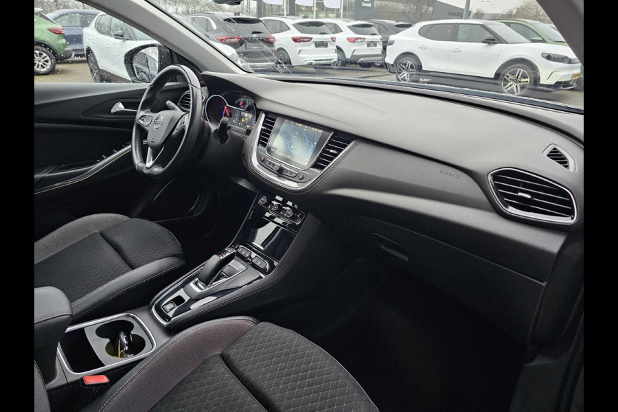 Opel Grandland X 1.6 Turbo Hybrid4 Ultimate Plug in hybrid | Stoelverwarming | Elektrisch bedienbare achterklep | Achteruitrijcamera | Half leder | LED verlichting | Trekhaak | PDC v+a