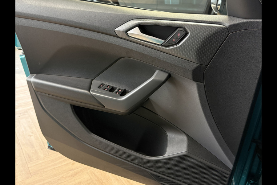 Volkswagen T-Cross 1.0 TSI AUT R-Line | VERKOCHT! Navi | Led | ACC | Dode hoek | 18" | Beats | PDC V+A | Carplay |