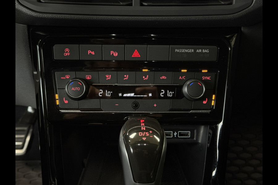 Volkswagen T-Cross 1.0 TSI AUT R-Line | VERKOCHT! Navi | Led | ACC | Dode hoek | 18" | Beats | PDC V+A | Carplay |