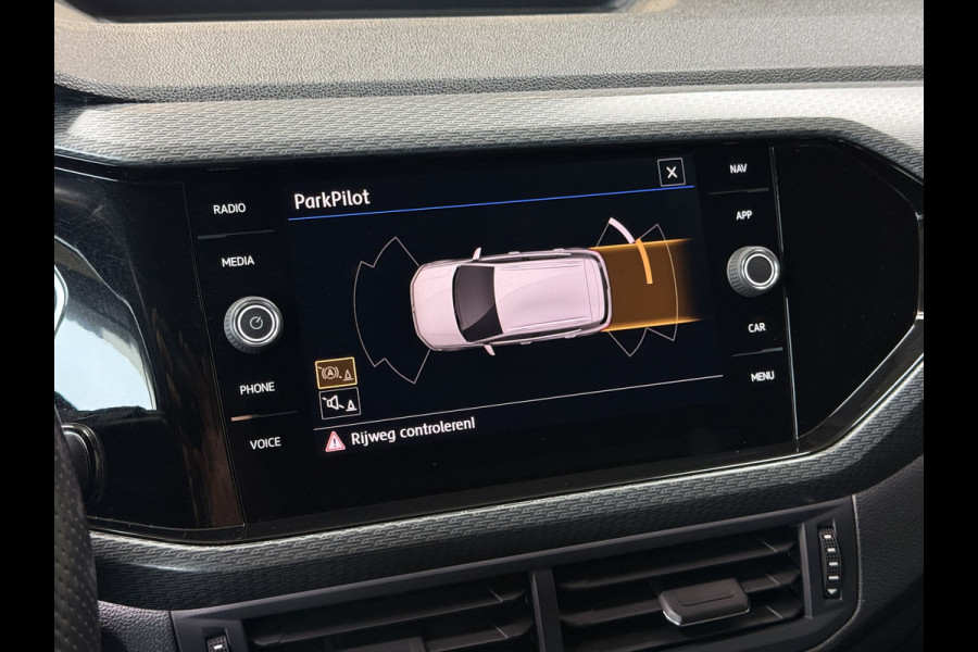 Volkswagen T-Cross 1.0 TSI AUT R-Line | VERKOCHT! Navi | Led | ACC | Dode hoek | 18" | Beats | PDC V+A | Carplay |