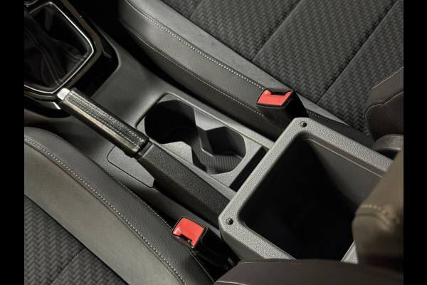 Volkswagen T-Cross 1.0 TSI AUT R-Line | VERKOCHT! Navi | Led | ACC | Dode hoek | 18" | Beats | PDC V+A | Carplay |