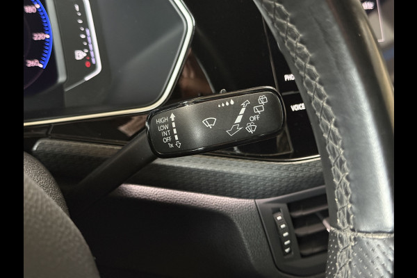 Volkswagen T-Cross 1.0 TSI AUT R-Line | VERKOCHT! Navi | Led | ACC | Dode hoek | 18" | Beats | PDC V+A | Carplay |