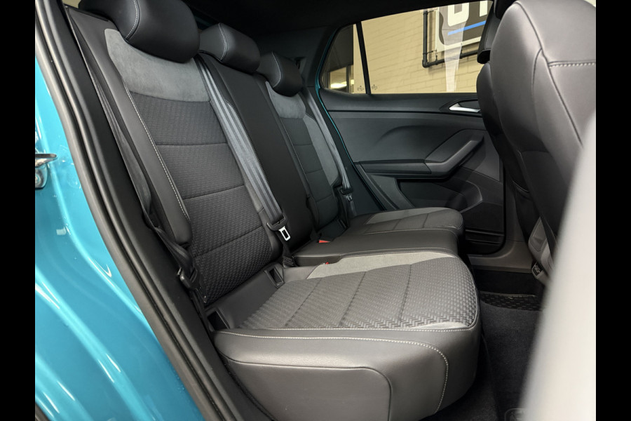 Volkswagen T-Cross 1.0 TSI AUT R-Line | VERKOCHT! Navi | Led | ACC | Dode hoek | 18" | Beats | PDC V+A | Carplay |