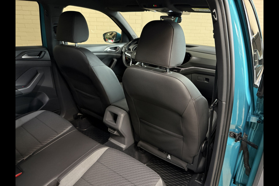 Volkswagen T-Cross 1.0 TSI AUT R-Line | VERKOCHT! Navi | Led | ACC | Dode hoek | 18" | Beats | PDC V+A | Carplay |