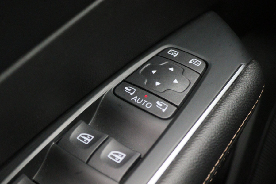 Renault Talisman Estate 1.6 TCe Intens Automaat Camera, Apple Carplay, LED, Dodehoeksensor, Climate, 18"