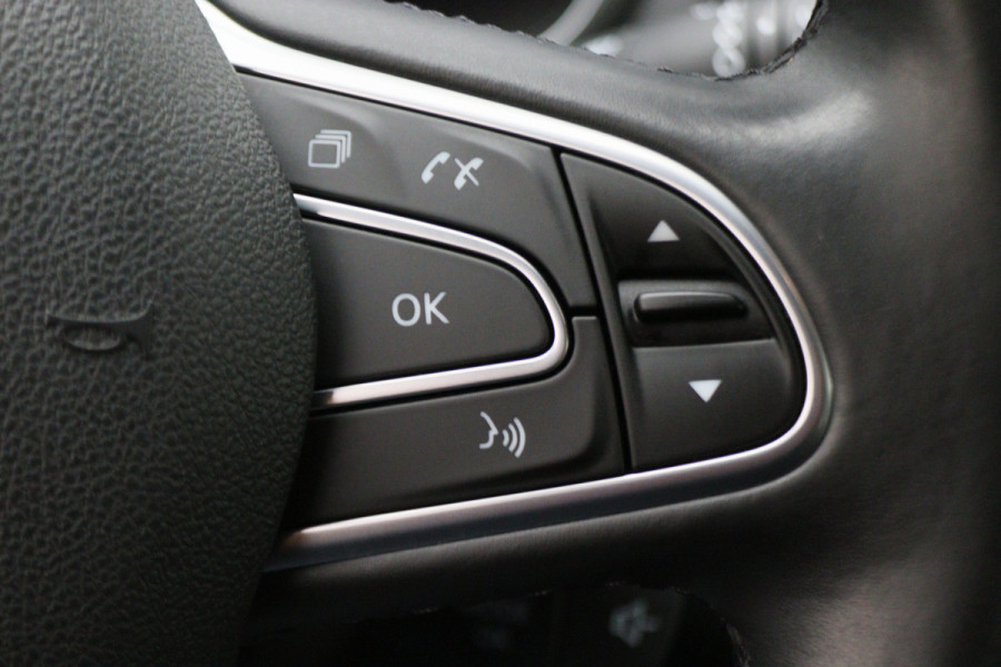 Renault Talisman Estate 1.6 TCe Intens Automaat Camera, Apple Carplay, LED, Dodehoeksensor, Climate, 18"