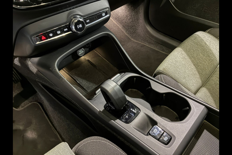 Volvo XC40 T4 Aut. Plug-in Hybrid Parkeercamera 211pk