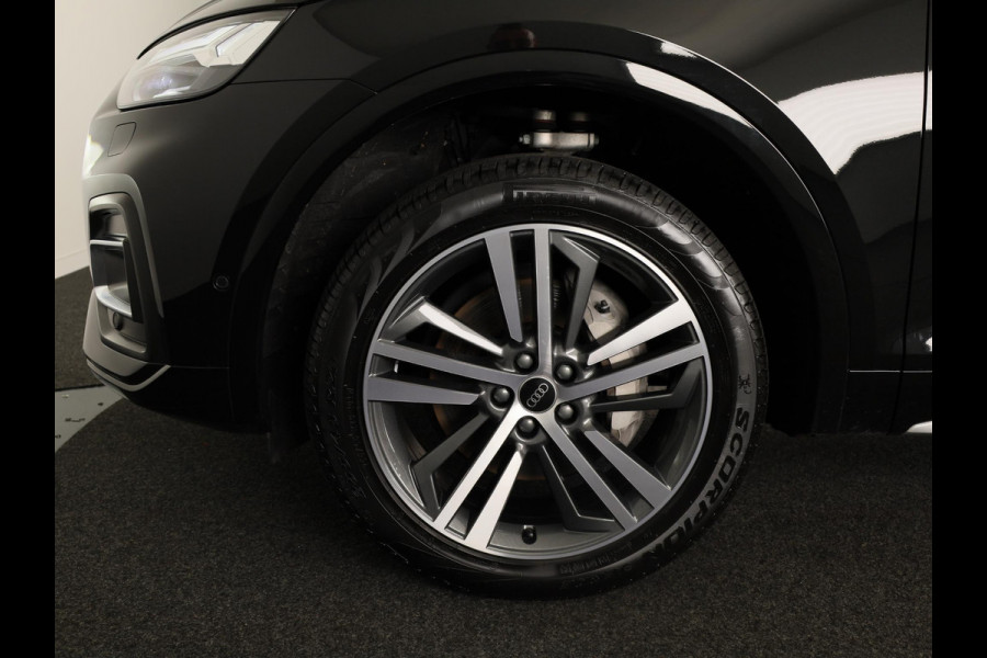 Audi Q5 50 TFSI e Advanced edition 299 pk S-tronic | Navigatie | Panoramadak | Parkeersensoren (Park assist) | Rondomzicht camera | Lederenbekleding | Stoelverwarming |