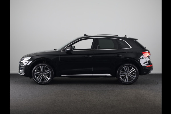 Audi Q5 50 TFSI e Advanced edition 299 pk S-tronic | Navigatie | Panoramadak | Parkeersensoren (Park assist) | Rondomzicht camera | Lederenbekleding | Stoelverwarming |