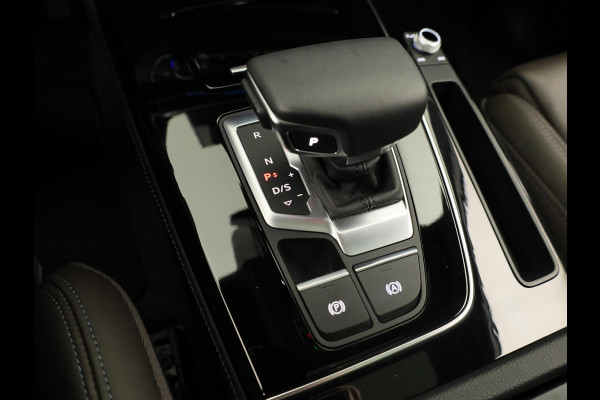 Audi Q5 50 TFSI e Advanced edition 299 pk S-tronic | Navigatie | Panoramadak | Parkeersensoren (Park assist) | Rondomzicht camera | Lederenbekleding | Stoelverwarming |