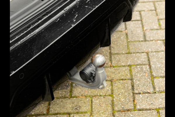 BMW 3 Serie Touring 330e M-Sport - Long Range - Trekhaak - Getint Glas - Comfort Access