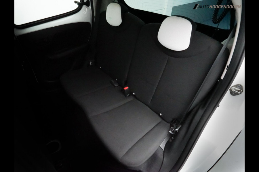 Citroën C1 1.0 VTi Millenium Sport (APPLE CARPLAY,CRUISE CONTROL,SPORTSTOELEN,DAB,ELEKTRISCHE RAMEN,START-STOP,TOPCONDITIE)