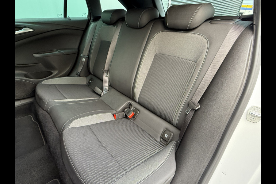 Opel Astra Sports Tourer BWJ 2021 | 1.2T 131PK Bus Elegance | CLIMA | LED | NAVI | CAMERA A | LEDER/STOF | SPORTSTOELEN | CRUISE | CARPLAY
