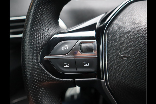 Peugeot 3008 1.2 PureTech GT Line / Recent D-riem!