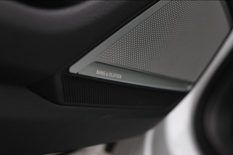 Audi A6 AVANT 55 TFSI Quattro S-Line *Pano*B&O Advanced*Achteras besturing*Soft-Close*