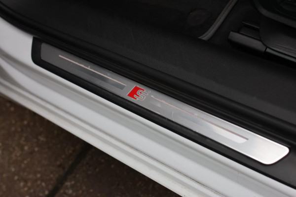 Audi A6 AVANT 55 TFSI Quattro S-Line *Pano*B&O Advanced*Achteras besturing*Soft-Close*