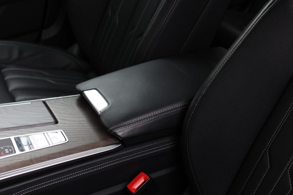 Audi A6 AVANT 55 TFSI Quattro S-Line *Pano*B&O Advanced*Achteras besturing*Soft-Close*