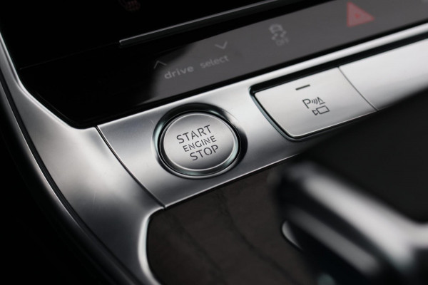 Audi A6 AVANT 55 TFSI Quattro S-Line *Pano*B&O Advanced*Achteras besturing*Soft-Close*