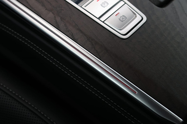 Audi A6 AVANT 55 TFSI Quattro S-Line *Pano*B&O Advanced*Achteras besturing*Soft-Close*