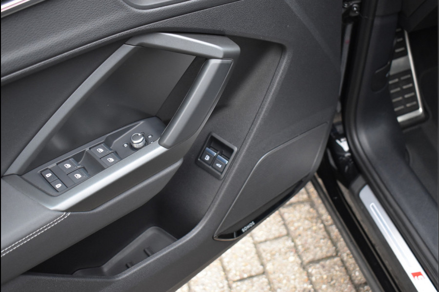 Audi Q3 Sportback 45 TFSI e S-Line 245 Pk Pano Sonos 360 Leder Matrix Trekhaak Keyless ACC 20 Inch
