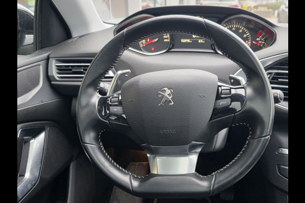 Peugeot 308 1.2 e-THP Allure Automaat – CarPlay – Trekhaak – pano –