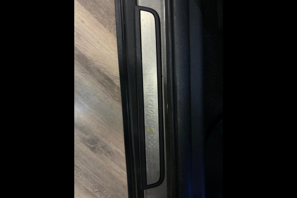 MINI Countryman 1.5 Cooper S E ALL4|PANO|AUTOMAAT|INRUIL MOGELIJK|