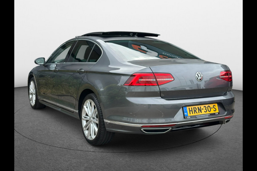 Volkswagen Passat 2.0 TDI Business Edition R l ACC l PANO l XENON