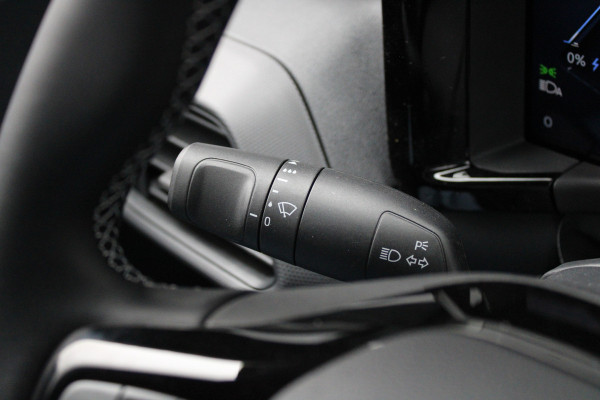 Ford E-Transit Cour. Trend 44 kWh 136pk - Stoel/Stuurverwarming - Camera - Cruise - Carplay/Android - Rijklaar