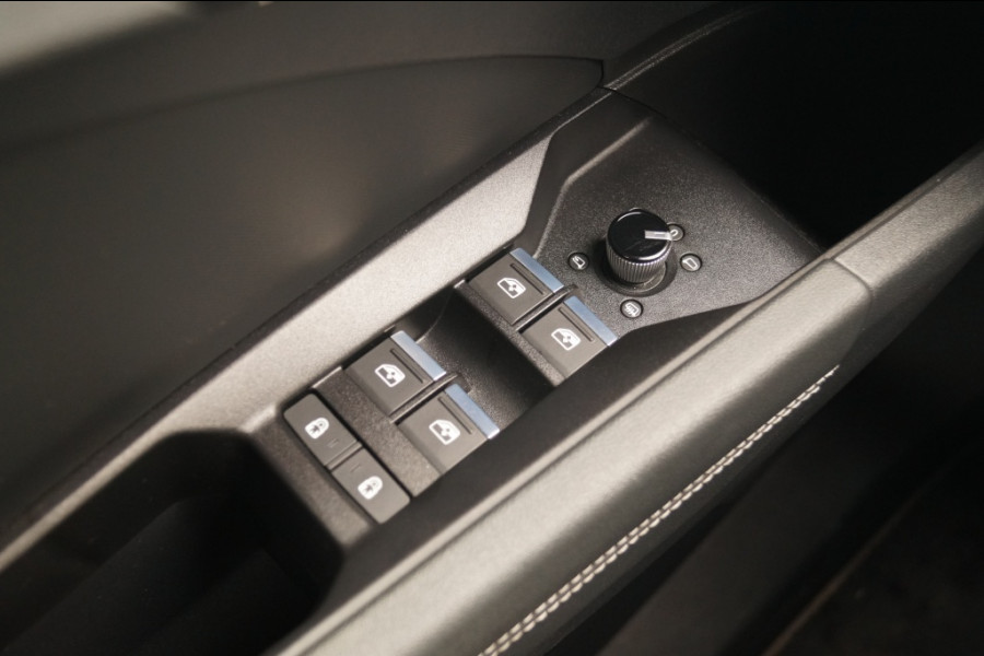 Audi Q4 Sportback e-tron 40 S-Line Edition 77kWh -SOH95%-PANO-ECC-NAVI-PDC-