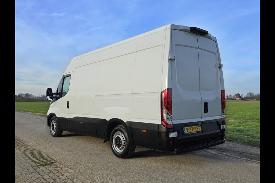 Iveco Daily 35S14V 2.3 352L H2 - 140 Pk - Climate Control - Cruise Control
