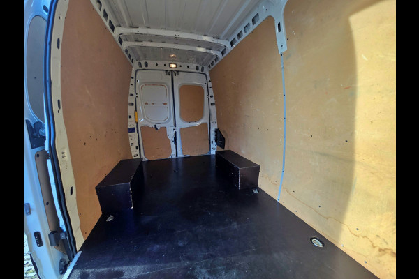 Iveco Daily 35S14V 2.3 352L H2 - 140 Pk - Climate Control - Cruise Control