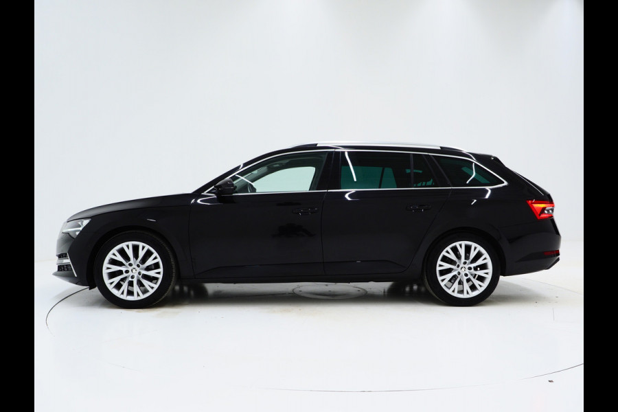 Škoda Superb Combi 1.4 TSI iV 218PK Style | Massage | Trekhaak | Camera | Adaptive Cruise | Keyless | Virtual | Memory | Carplay