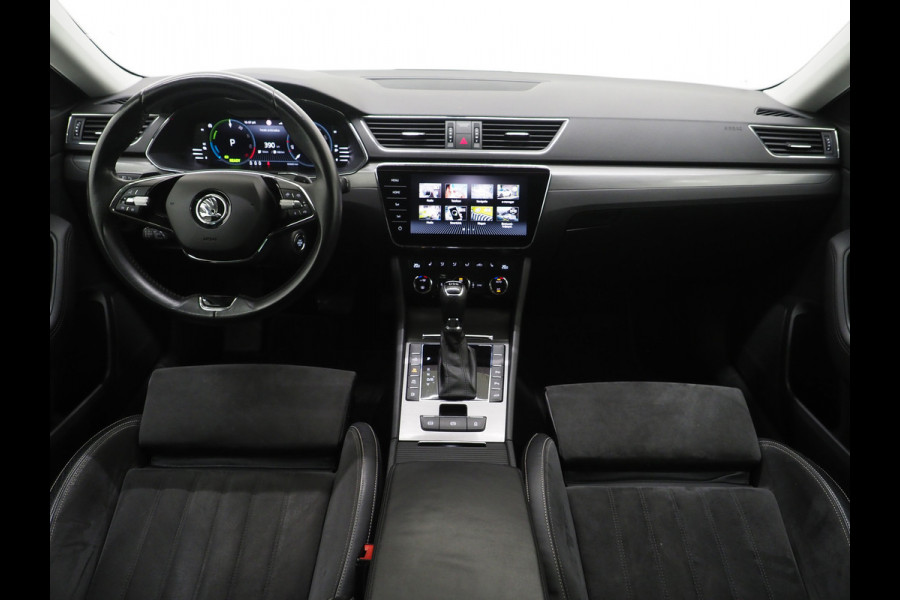 Škoda Superb Combi 1.4 TSI iV 218PK Style | Massage | Trekhaak | Camera | Adaptive Cruise | Keyless | Virtual | Memory | Carplay