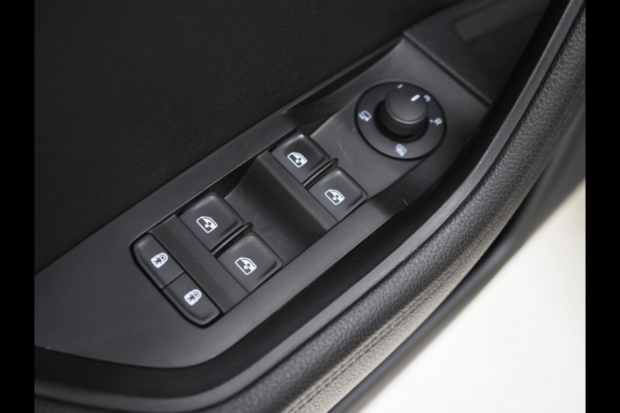 Škoda Superb Combi 1.4 TSI iV 218PK Style | Massage | Trekhaak | Camera | Adaptive Cruise | Keyless | Virtual | Memory | Carplay