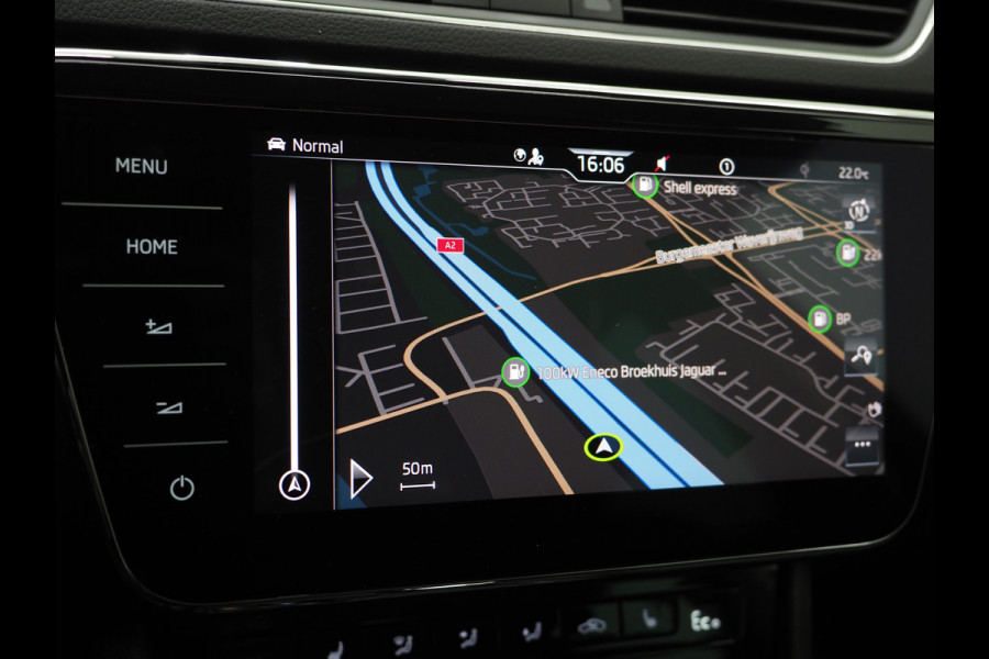 Škoda Superb Combi 1.4 TSI iV 218PK Style | Massage | Trekhaak | Camera | Adaptive Cruise | Keyless | Virtual | Memory | Carplay