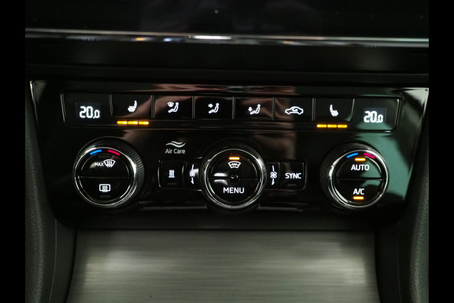 Škoda Superb Combi 1.4 TSI iV 218PK Style | Massage | Trekhaak | Camera | Adaptive Cruise | Keyless | Virtual | Memory | Carplay