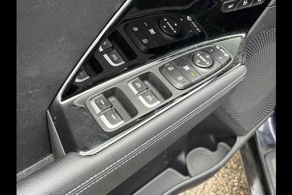 Kia Niro 1.6 GDi PHEV ExecutiveLine PLUG-IN HYBRIDE | 38.000 KM !! |  SCHUIFDAK | JBL AUDIO |  ELEKTRISCHE STOELEN MET GEHEUGEN | STOELVENTILATIE & VERWARMING | LEREN BEKLEDING | STUURWIELVERWARMING |  AFN. TREKHAAK | ALL SEASON BANDEN | KIA DEALER ONDERHOUDEN