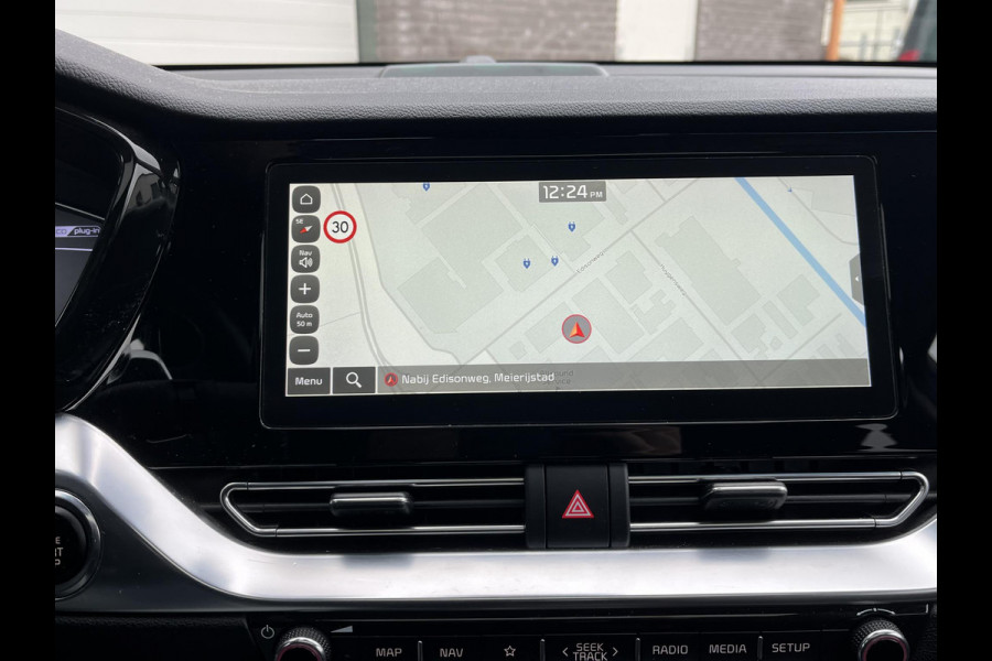 Kia Niro 1.6 GDi PHEV ExecutiveLine PLUG-IN HYBRIDE | 38.000 KM !! |  SCHUIFDAK | JBL AUDIO |  ELEKTRISCHE STOELEN MET GEHEUGEN | STOELVENTILATIE & VERWARMING | LEREN BEKLEDING | STUURWIELVERWARMING |  AFN. TREKHAAK | ALL SEASON BANDEN | KIA DEALER ONDERHOUDEN