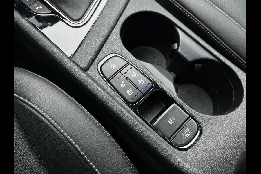 Kia Niro 1.6 GDi PHEV ExecutiveLine PLUG-IN HYBRIDE | 38.000 KM !! |  SCHUIFDAK | JBL AUDIO |  ELEKTRISCHE STOELEN MET GEHEUGEN | STOELVENTILATIE & VERWARMING | LEREN BEKLEDING | STUURWIELVERWARMING |  AFN. TREKHAAK | ALL SEASON BANDEN | KIA DEALER ONDERHOUDEN