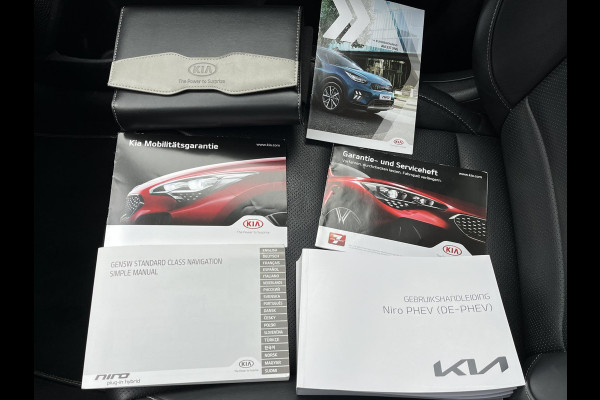 Kia Niro 1.6 GDi PHEV ExecutiveLine PLUG-IN HYBRIDE | 38.000 KM !! |  SCHUIFDAK | JBL AUDIO |  ELEKTRISCHE STOELEN MET GEHEUGEN | STOELVENTILATIE & VERWARMING | LEREN BEKLEDING | STUURWIELVERWARMING |  AFN. TREKHAAK | ALL SEASON BANDEN | KIA DEALER ONDERHOUDEN