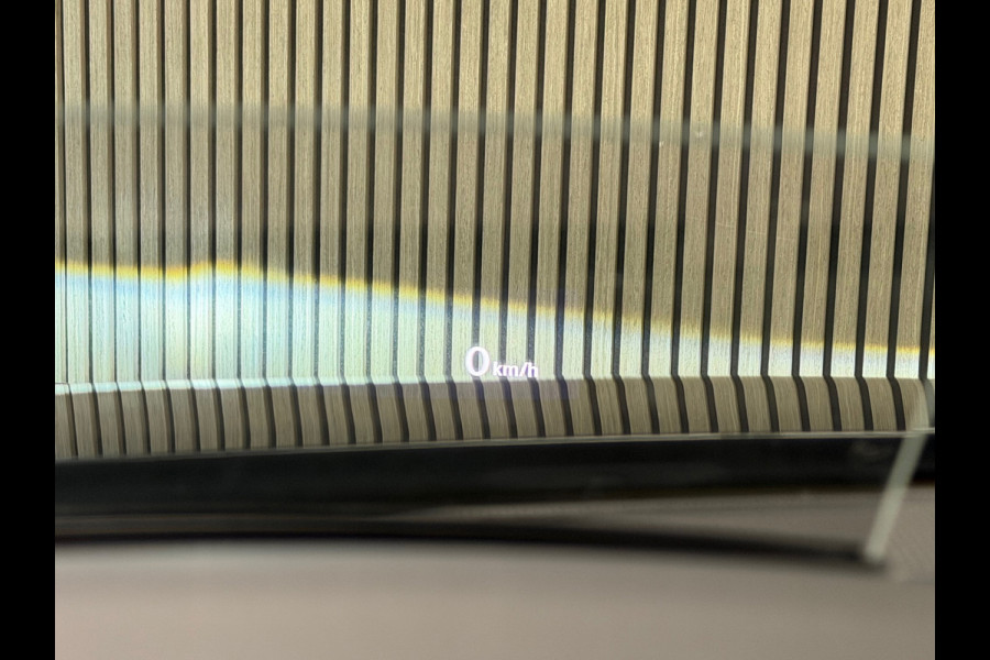 Volkswagen Tiguan Allspace 1.4 TSI Highline150PK DSG BNS R-LINE PANO NAVI CAMERA LED TREKHAAK 19 INCH Carplay